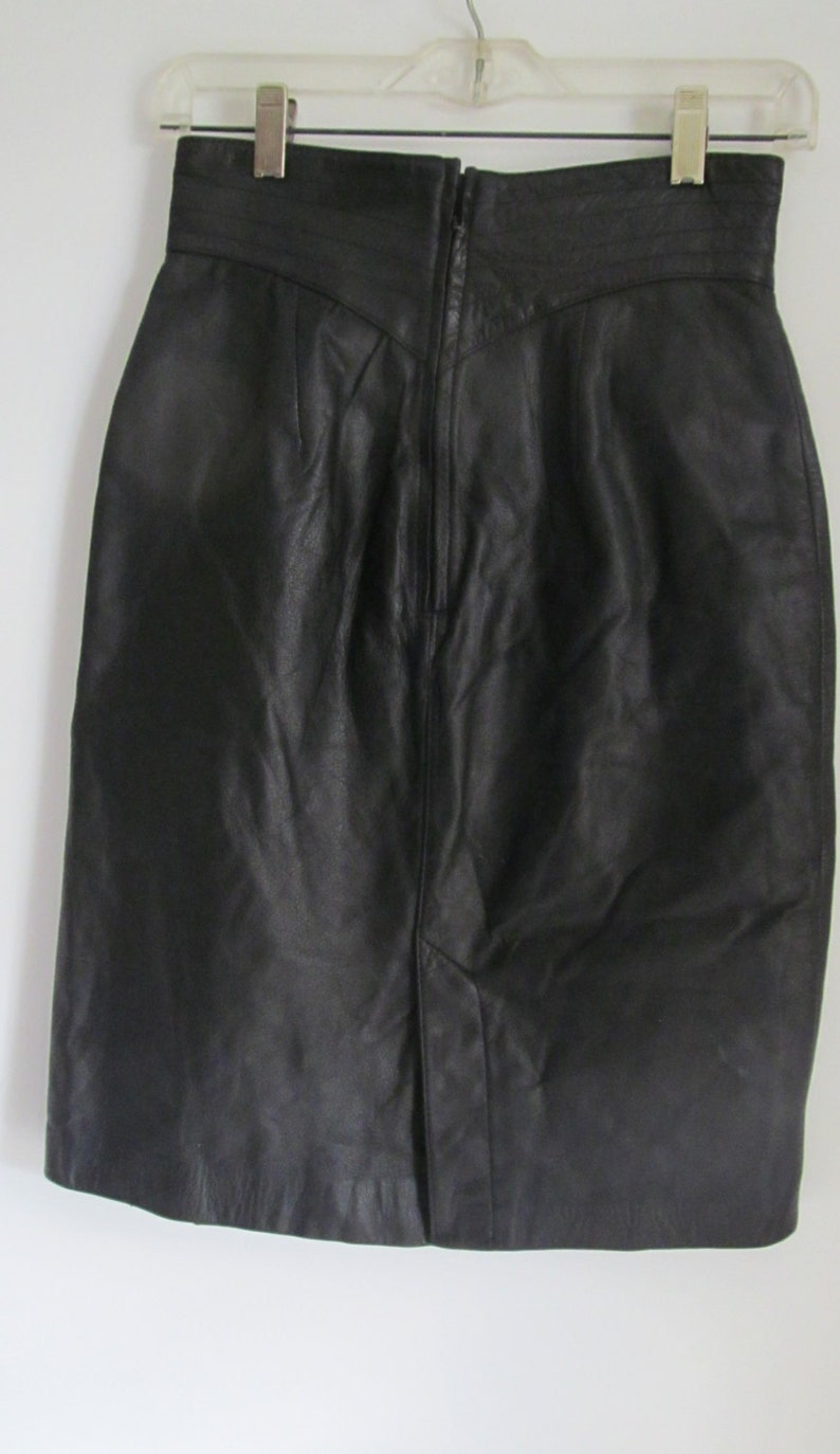 Black Leather Skirt 80s High Waist Skirt Fitting 80s Leather Skirt Size 6 High Waisted Skirt Black Leather Skirt image 3