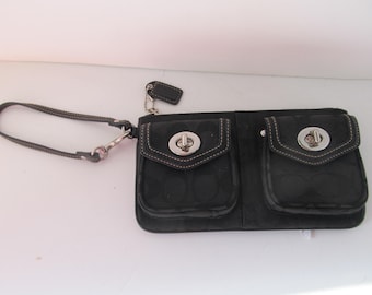 Vintage Coach Wristlet sm purse Coach Handbag Vintage Black Coach Wristlet Clutch Vintage Purses Black wristlet