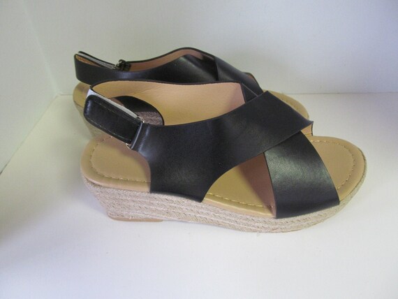 Sandales Noires Karen Scott Taille US 8 - Cuir, Style Slides - Neuf Avec Emballage