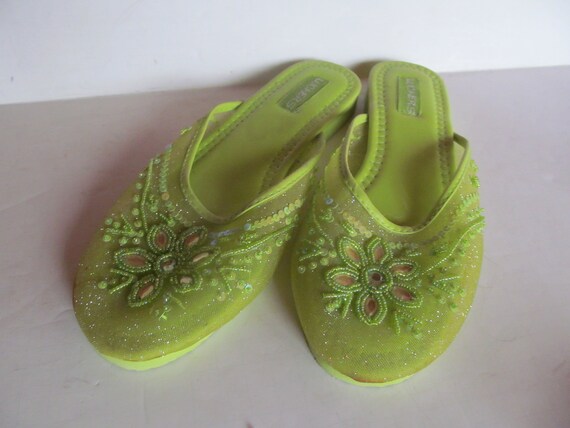 lime green flat shoes