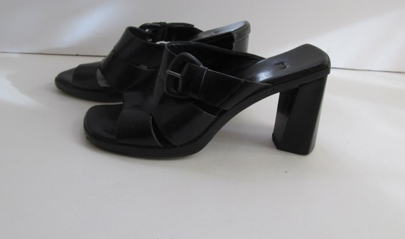 Black Chunky Heel shoes sz 6 Black Leather Shoes