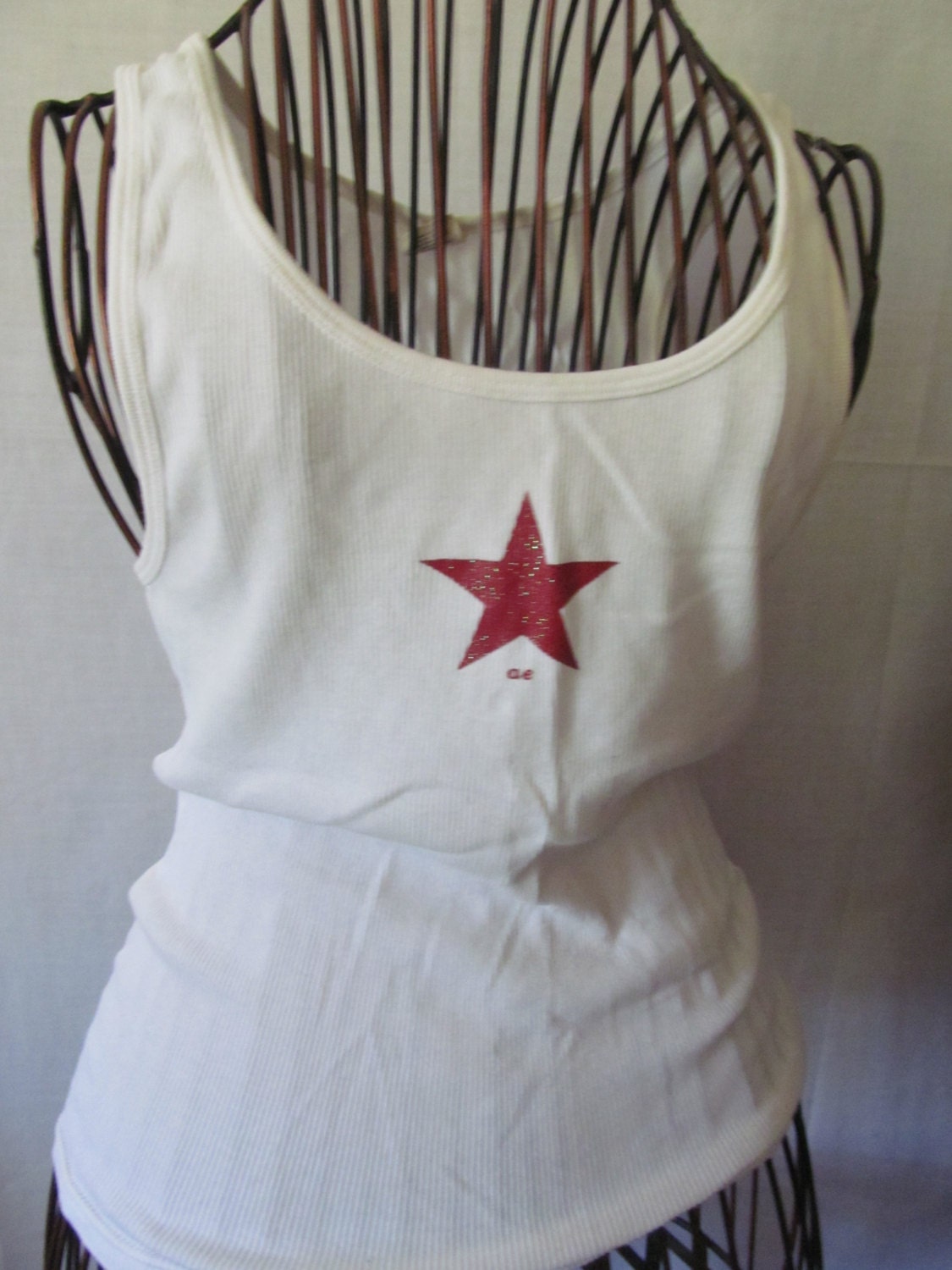 Red Star White Tank Tops Sz S Tank Tops 