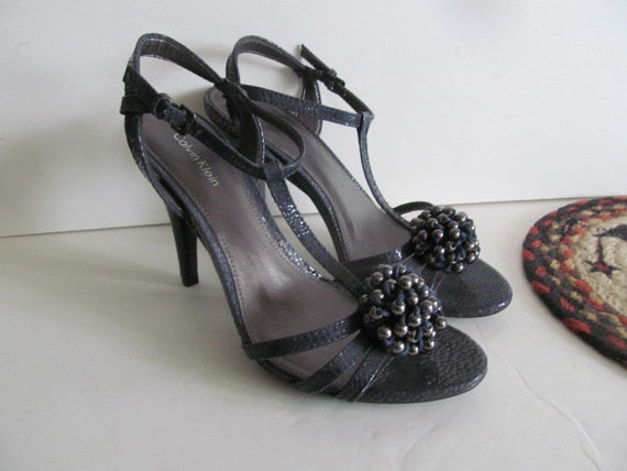 blue prom shoes with spikes