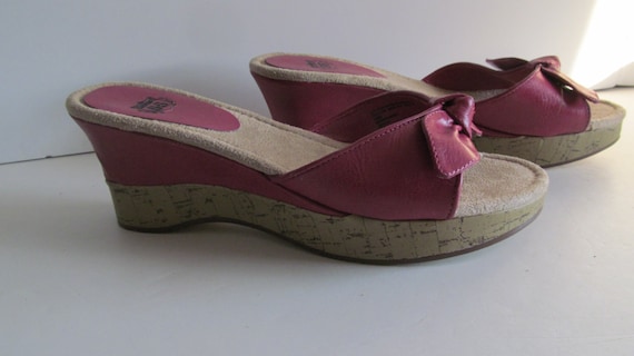 pink wedge shoes