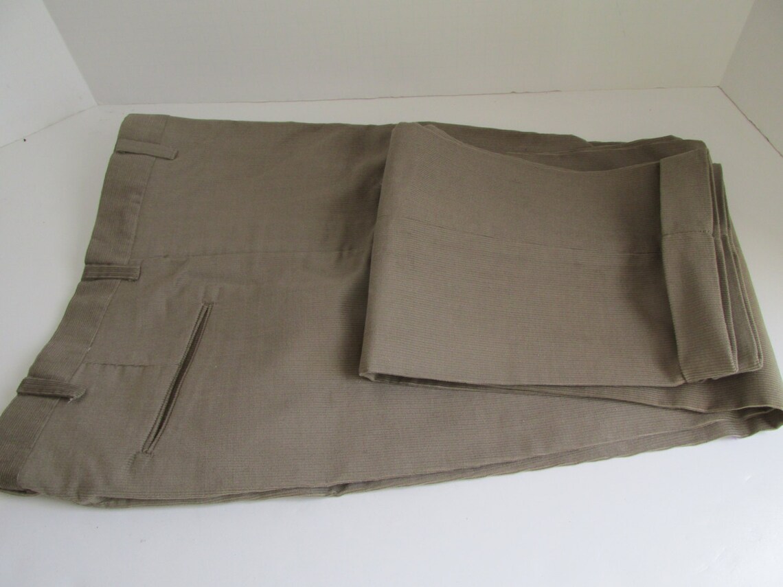 1970s Levi Strauss Corduroy Jeans Levis Pants 31x30 Levi Strauss Vintage Levis Corduroy Slacks NOS New with Tags Young Mens Levis Slacks, foto 2 di 3