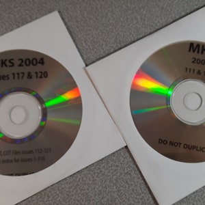 Machine Knitters Source Magazine 2003 and 2004 issues on 2 CDs