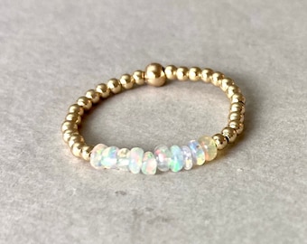 OPAL BEAD RING, delicado anillo de apilamiento de oro, anillo de perlas, regalo para ella, anillo de amistad, anillo relleno de oro rosa ópalo, regalo para su anillo
