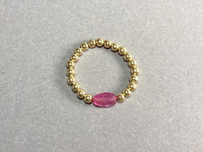 ANILLO DE PERLA DE ZAFIRO, anillo de apilamiento relleno de oro de 14K, anillo de perla de 3 mm, regalo para ella, anillo de amistad, zafiro rosa, anillo de piedra preciosa rosa, boho imagen 4