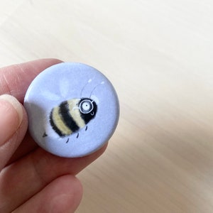 All the Cute Button Badges Set of 4 buttons Rat badges Bee badge Cute bee Botton badge afbeelding 5