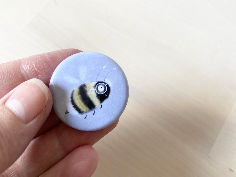 All the Cute Button Badges Set of 4 buttons Rat badges Bee badge Cute bee Botton badge afbeelding 5