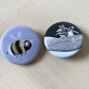 All the Cute Button Badges Set of 4 buttons Rat badges Bee badge Cute bee Botton badge afbeelding 2