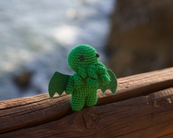 Cthulhu amigurumi - cthulhu plush - cthulhu handmade - cthulhu crochet - cthulhu stuffed - cthulhu doll - cthulhu art - Amigurumi Cthulhu
