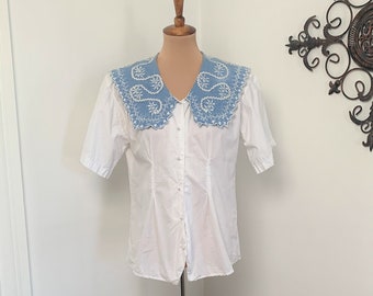 L - Vintage White Blouse Denim Bib Faux Pearls Way To Go 1990s Top