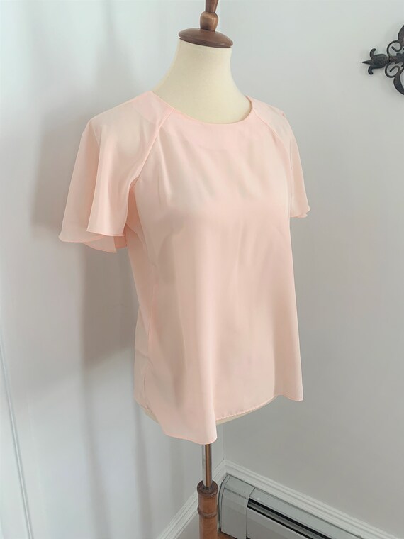 M - Vintage Feminine Blouse Pink Flutter Sleeve T… - image 3