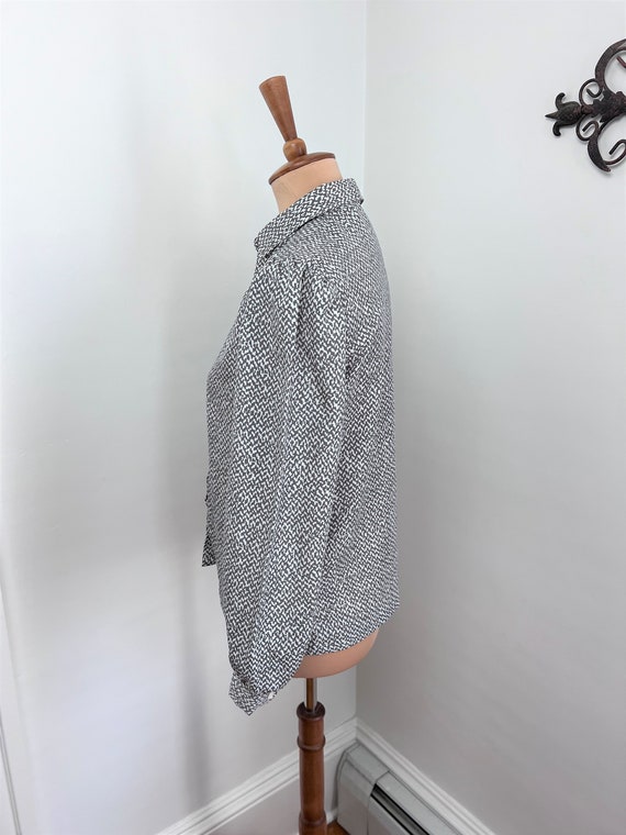 S - Vintage Grey + White Long Sleeve Blouse 1990s… - image 5