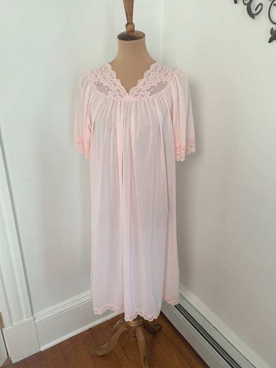 S - Vintage Nightgown + Robe Set Baby Pink Shadow… - image 7