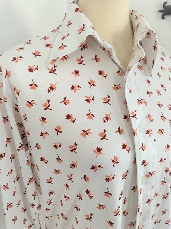 L - Vintage Floral Polyester Shirt Van Heusen Van… - image 3