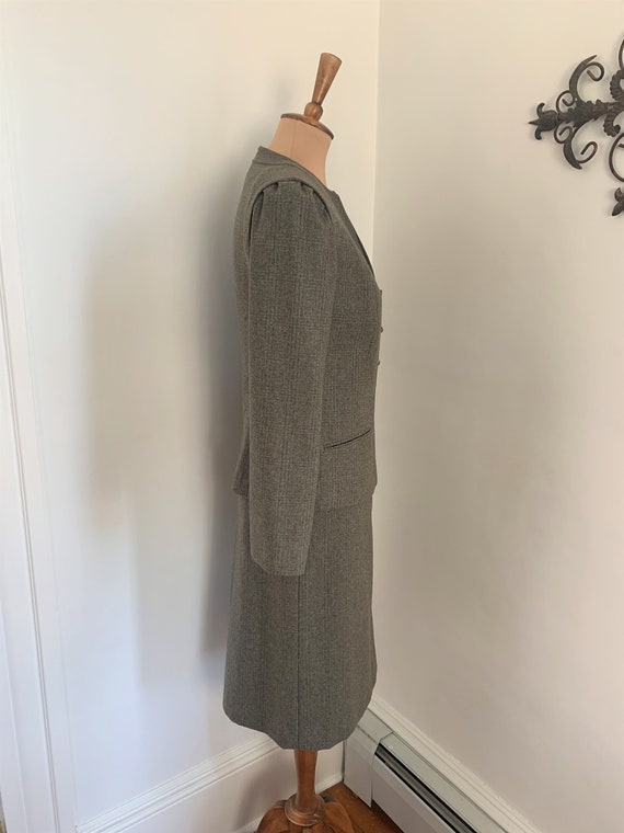 M - Vintage Brown Plaid Wool Skirt + Blazer Set J… - image 5