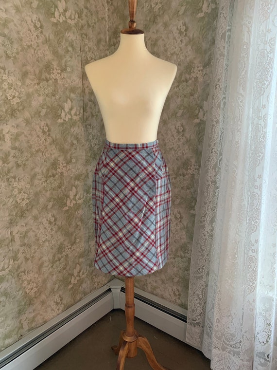 Vintage Women's Beeline Fashions Skirt / Blue Brow