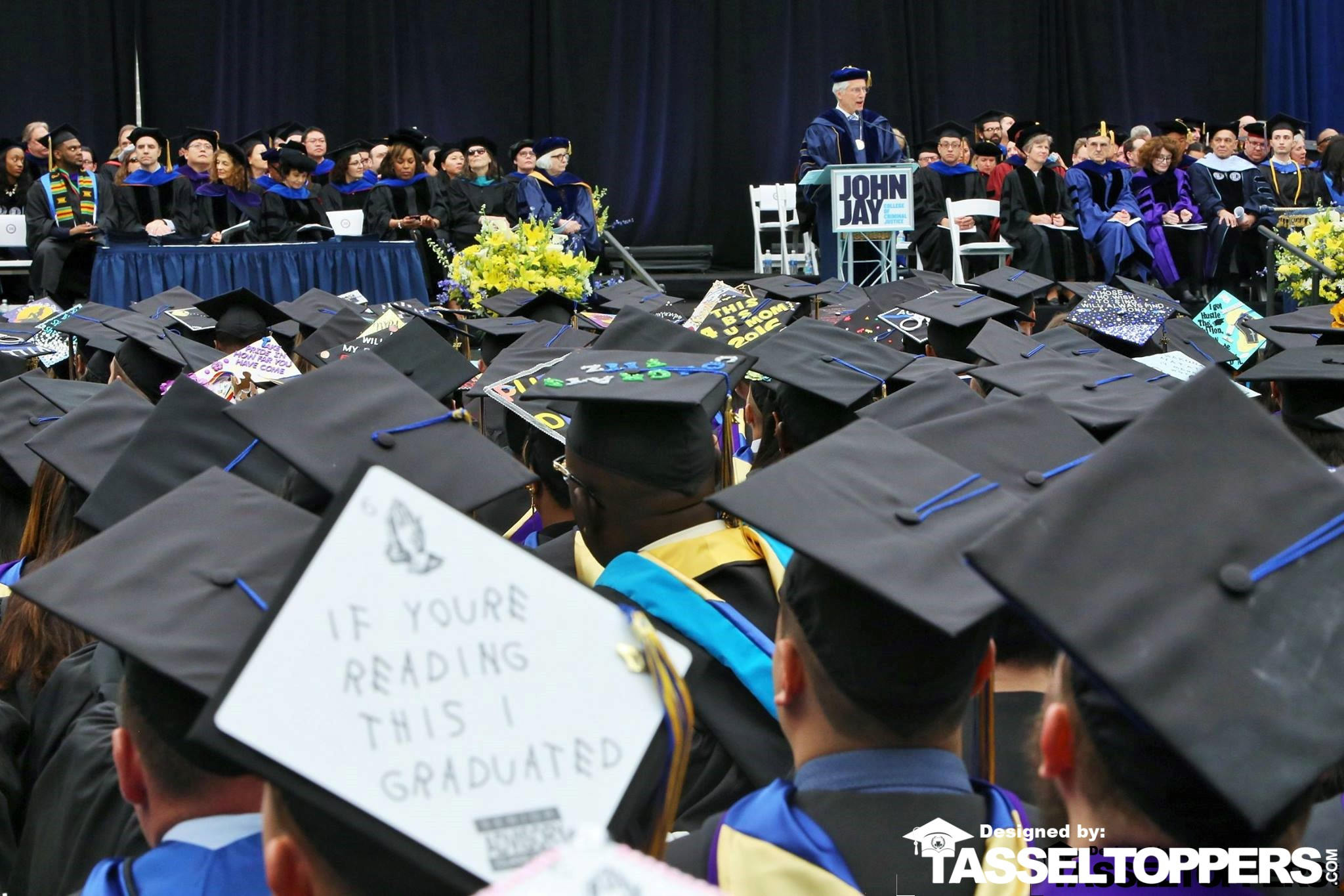 Grad Cap Topper If You're Reading This I Graduated - Drake , Graduation Cap  Decorations by Tassel Toppers - Etsy, image size:2048x1365