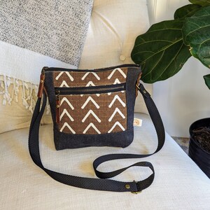Arrow ladies purse price hotsell