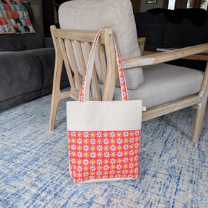 Bright Pink and Cream Flowered Tote Bag, Large Spring Tote Bag, Shoulder Bag, Library Bag, Diaper Bag, Shoulder Purse, Flowered Simple Purse