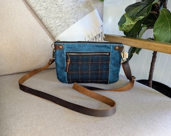 Teal Blue Wool Sling Bag, Adjustable Leather Strap, Warm Wool, Crossbody Sling Bag, Zippered Bag, Small Slim Zippered Bag, Gift for Her