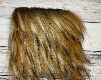 Pre cut 5 inch square luxury faux fur, DIY fur pom pom, fake timber wolf brown and white 6” when finished