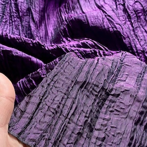 Tela jacquard de alta calidad, tela jacquard de color morado, tela arrugada, tela para faldas, cortada a medida
