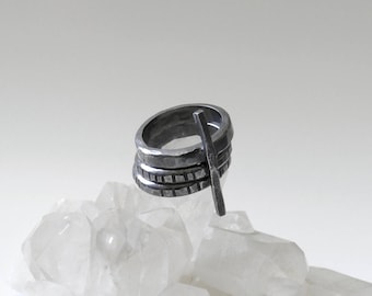 TIME TRAVELER RINGSET Solid sterling silver hand-forged oxidized 3 ring stack