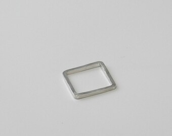 SQUARE Solid sterling silver hand-forged minimalist ring