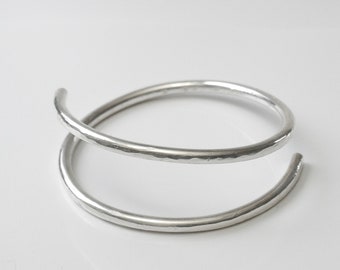 COIL Solid sterling silver hand-forged minimalist bracelet