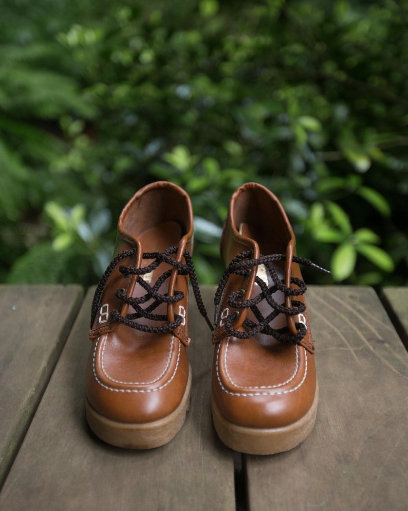 caramel leather women/'s size US 6 70s Deadstock Wedge Oxfords