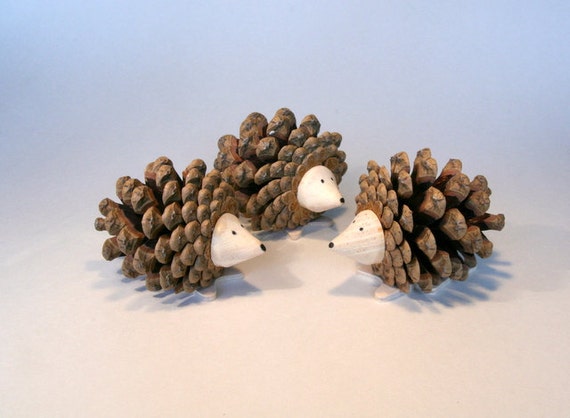 Tom Thumb Christmas Hours 2022 Handcrafted Pine Cone Hedgehog Pack Of 3 By Tom Thumb | Etsy Canada