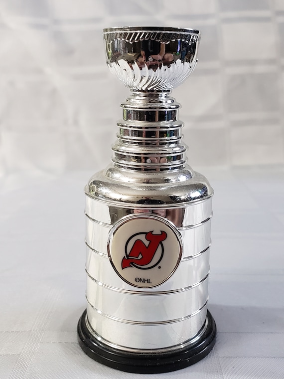 Authentic NHL Stanley Cup 8 Replica Trophy