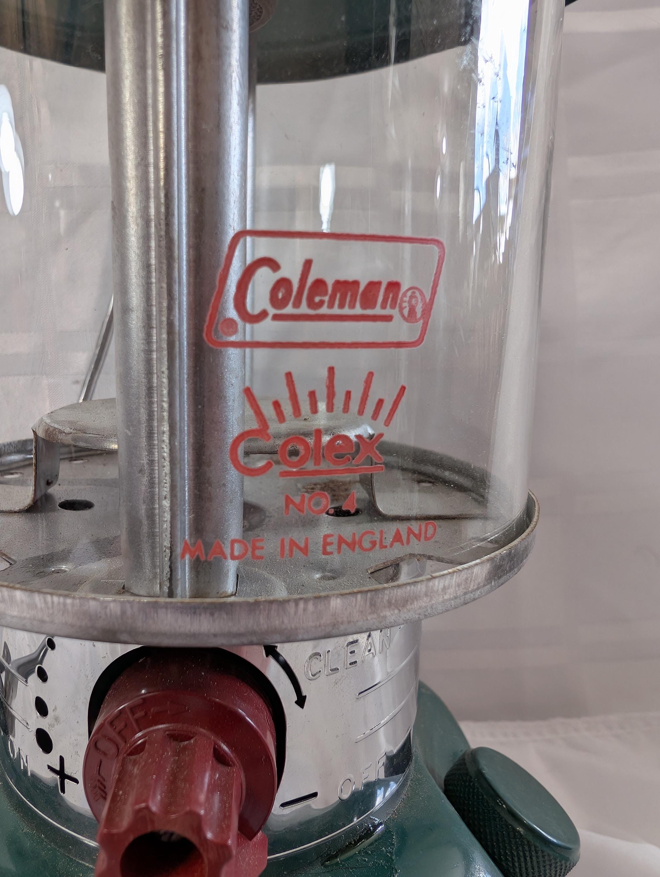 。Coleman コールマン　EASILITE 1985 COLEMAN EASI LITE CAMPING LANTERN MODEL 325 VINTAGE