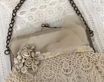 Vintage Evening Bag Clutch Chiffon Flower Pearl Brass Kiss Lock Creamy White Wedding