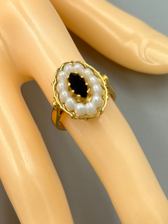 Avon Vintage Cocktail Ring Faux Pearls Garnet Gold