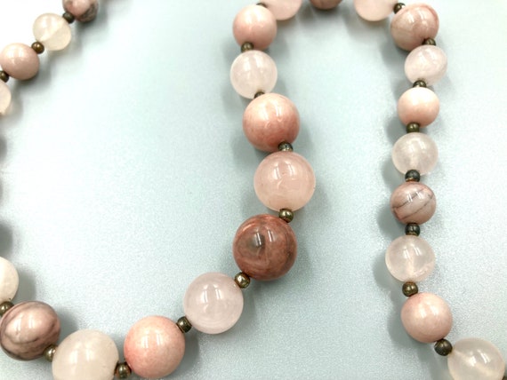 50’s Agate Polished Stone Ball Necklace Pinks Cre… - image 2