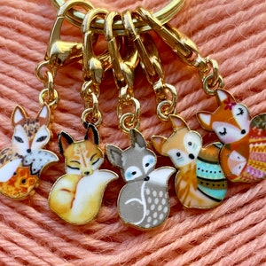 Fox Stitch Markers, Knitting Progress Keepers, Choice of Marker, Set of 5 Little Foxes, Knitting and Crochet Notions, Knit and Natter