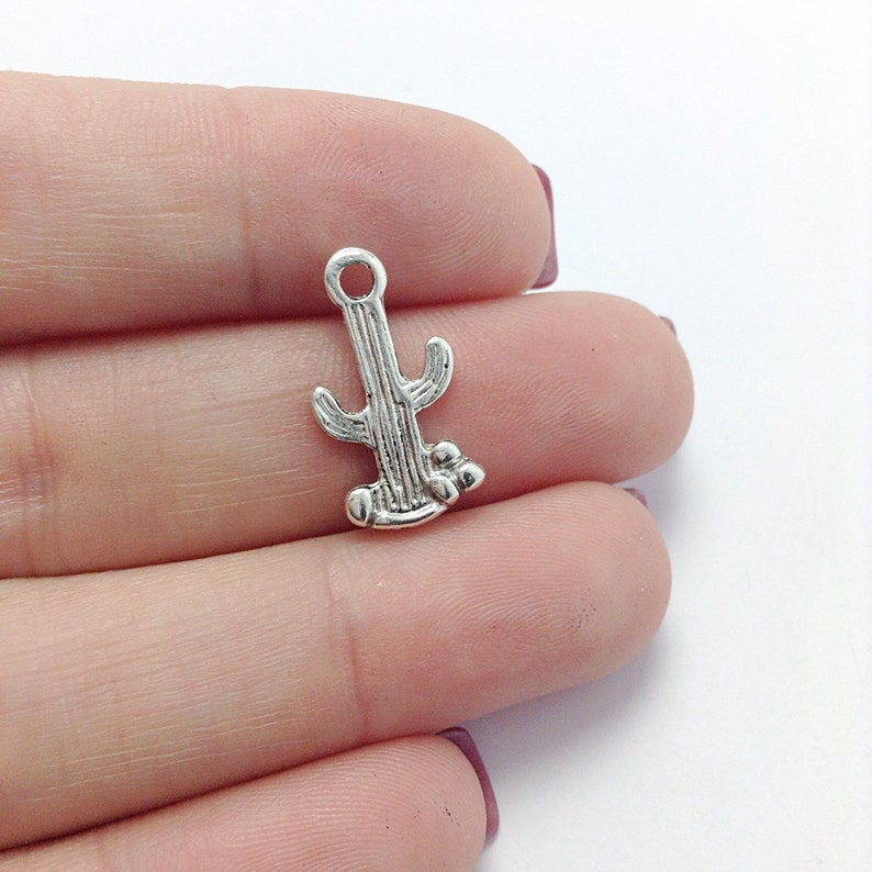 10 A surprise price is realized Cactus Charms Antique Silver Tone Desert New product type 1-1059 Plant