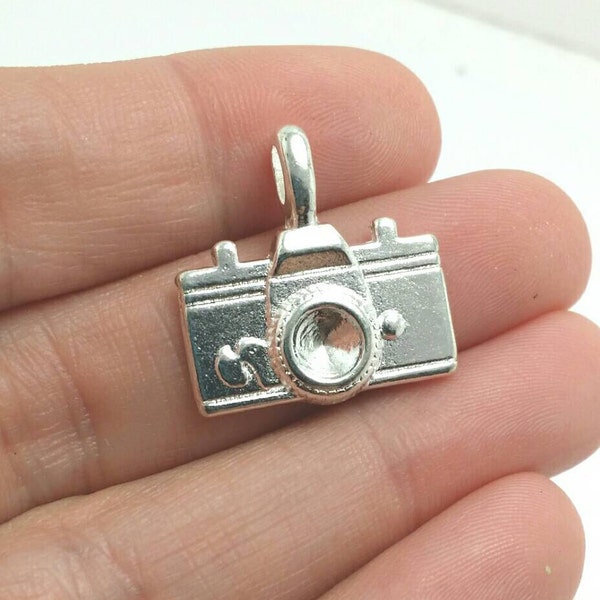 5 Camera Pendants, Silver Camera Pendant, Photography Pendants (1-1065)