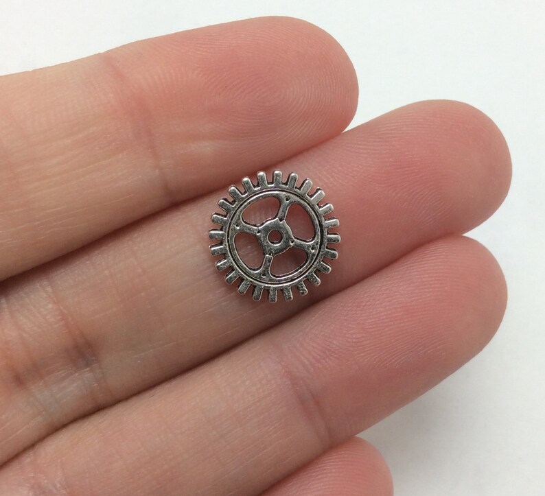 BULK 100 Gear Charms Antique Silver Tone Steampunk 5-1506