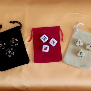 Lot de 3 dés Oracle avec Yi-King, runes, astrologie avec INSTRUCTIONS