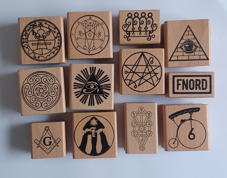 Eye in Pyramid Rubber Stamp - Etsy