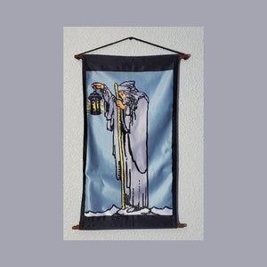 Tela decorativa para colgar en la pared con la carta del Tarot del Ermitaño
