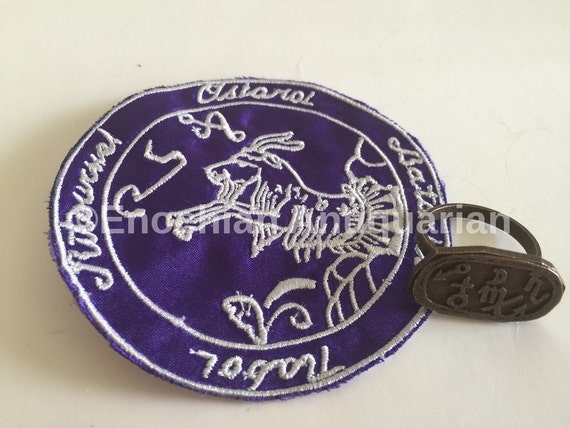 Discover Hidden Secrets Amulet