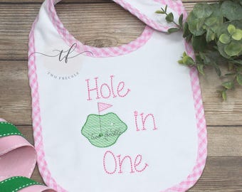 Babero de golf personalizado para el primer cumpleaños del bebé - Diseño bordado de hoyo en uno