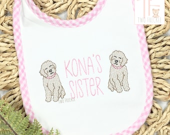 Babero bordado personalizado con garabatos dorados para bebé