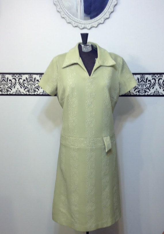1960's Light Avocado Green Mod Shift Dress by Norm